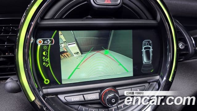 Mini Cooper 3세대, 2017 15