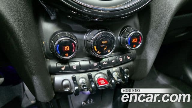 Mini Cooper 3세대, 2017 18