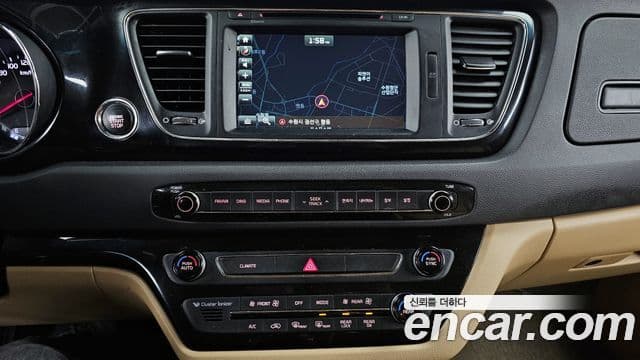 Kia All New Carnival Noblesse, 2016 14