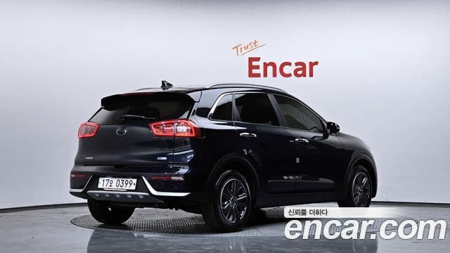 Kia Niro Prestige, 2017 2