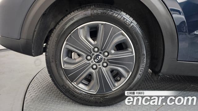 Kia Niro Prestige, 2017 все фото