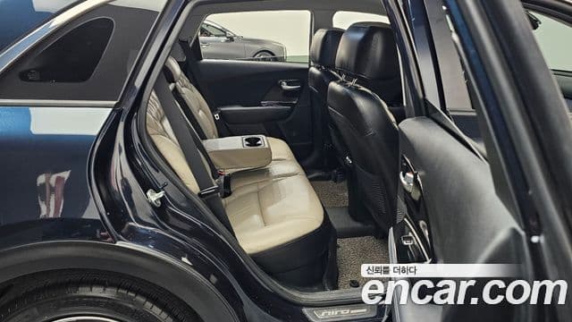 Kia Niro Prestige, 2017 12