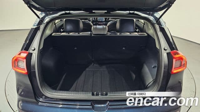 Kia Niro Prestige, 2017 20