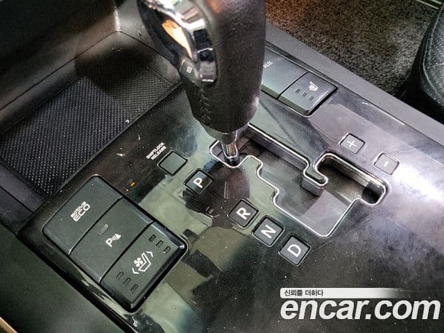 Kia Mohave 2WD QV300, 2013 7