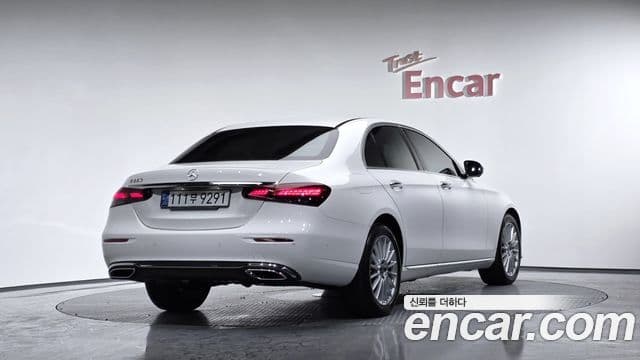 Mercedes-Benz E-класс W213 Exclusive, 2022 2