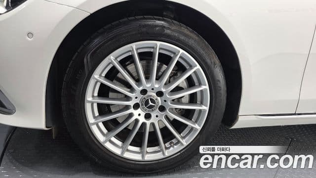 Mercedes-Benz E-класс W213 Exclusive, 2022 все фото