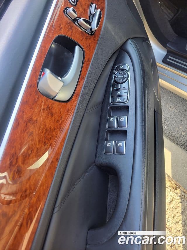 Hyundai Equus(новый кузов / новое поколение) Prestige, 2012 6