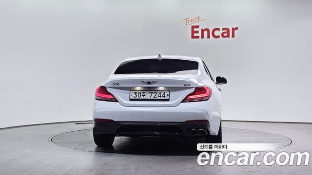 Genesis G70 Elite, 2019 4