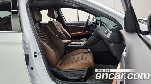 Genesis G70 Elite, 2019 10