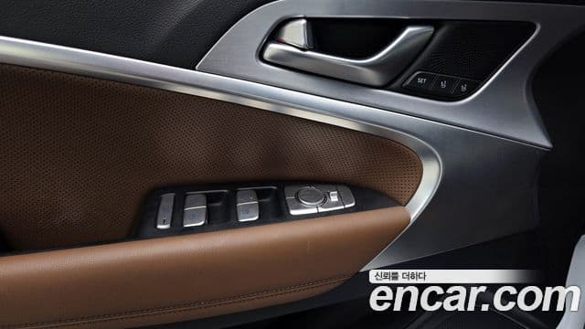 Genesis G70 Elite, 2019 17