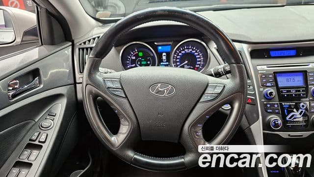 Hyundai Sonata гибрид Premier, 2013 13