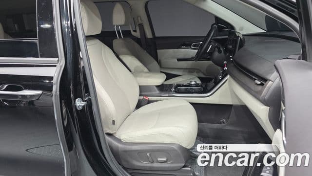 Kia Carnival 4세대 Signature, 2021 11