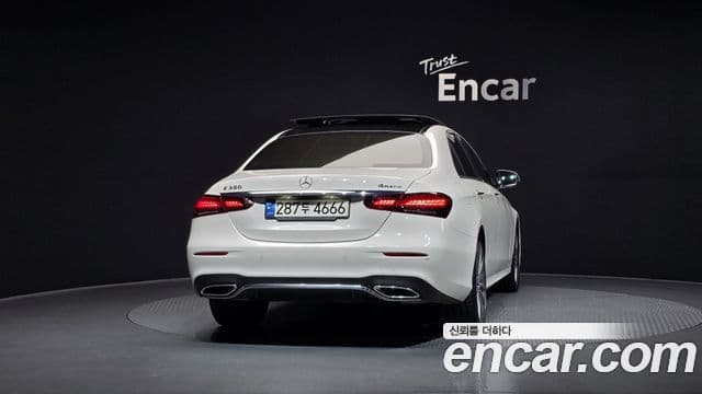 Mercedes-Benz E-класс W213 AMG Line, 2022 4