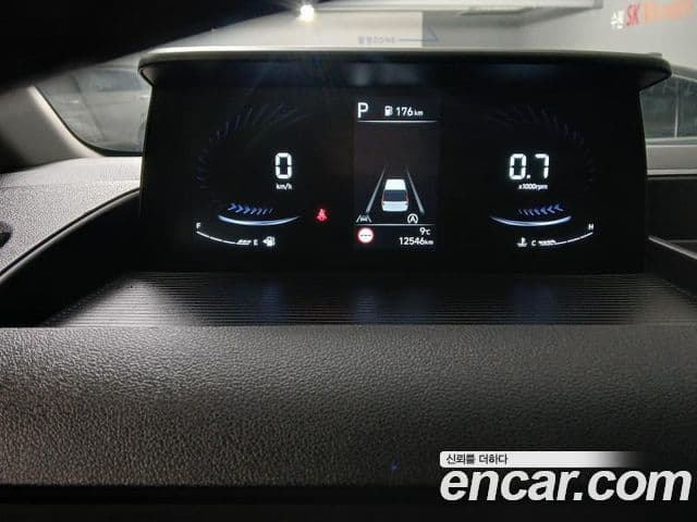 Hyundai Staria Modern, 2025 9