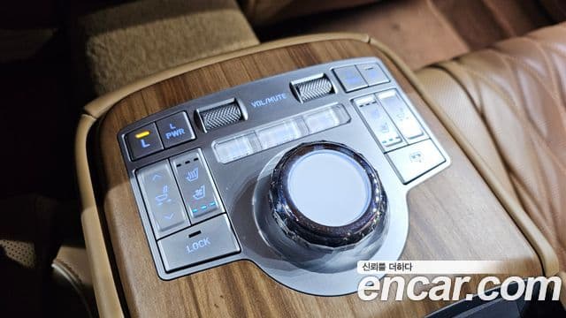 Genesis G80 (RG3) бензин 2.5 турбо AWD, 2025 19