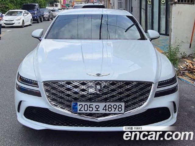 Genesis G80 (RG3) бензин 2.5 турбо AWD, 2026 1