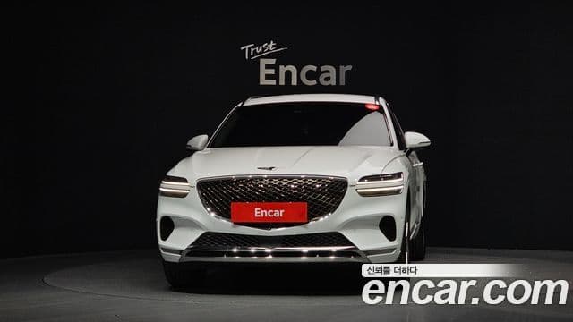 Genesis GV70, 2022 3