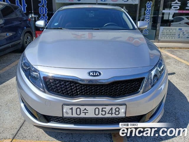 Kia K5 LPI Deluxe, 2013 1