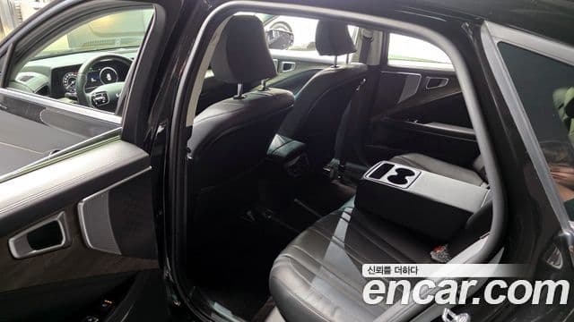 Kia K8 Trendy(арендный автомобиль), 2023 11