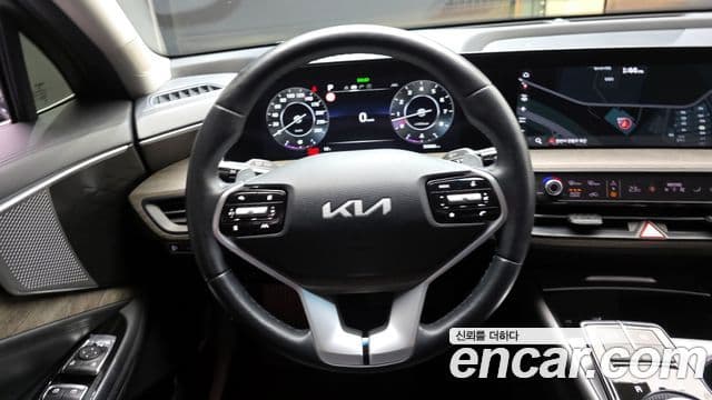 Kia K8 Trendy(арендный автомобиль), 2023 13