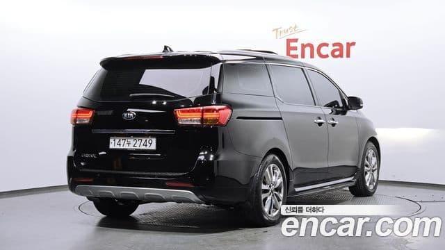 Kia All New Carnival Prestige, 2015 2