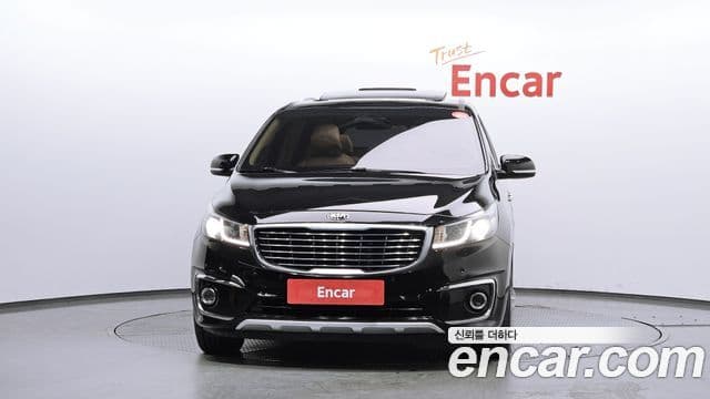 Kia All New Carnival Prestige, 2015 3