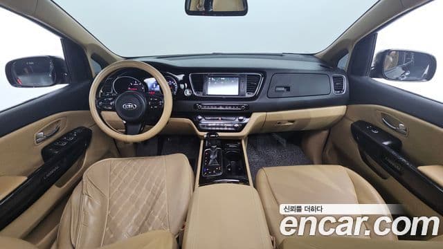Kia All New Carnival Prestige, 2015 7