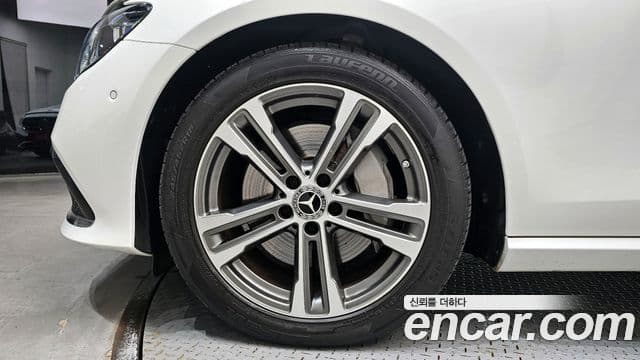 Mercedes-Benz E-класс W213 Avantgarde, 2022 все фото