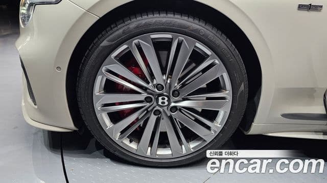 Bentley Continental GT 4세대 4.0 GTC Speed, 2025 все фото