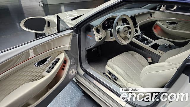 Bentley Continental GT 4세대 4.0 GTC Speed, 2025 11