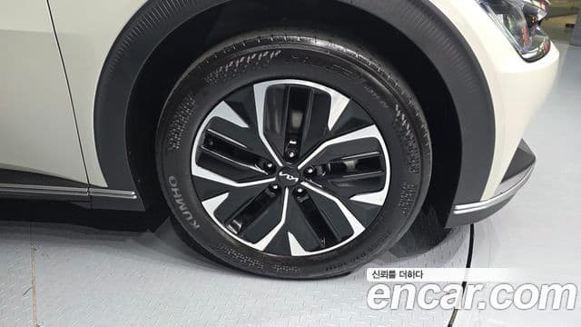 Kia EV6 Air, 2023 все фото