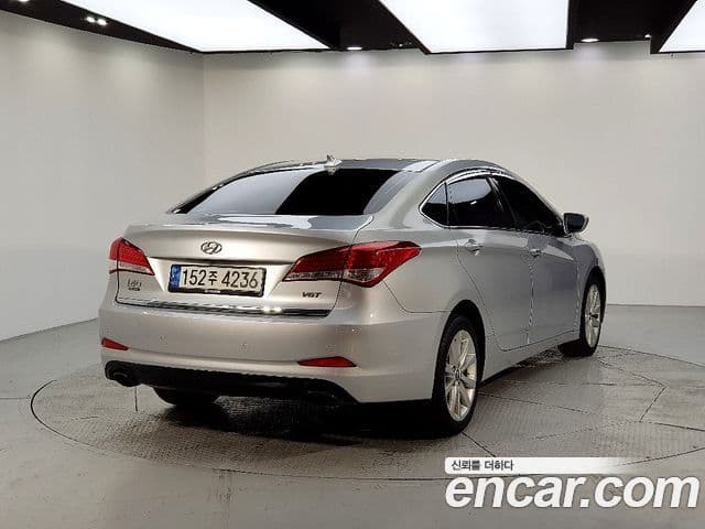 Hyundai i40 살룬 Modern, 2012 4