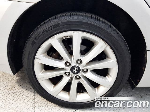 Hyundai i40 살룬 Modern, 2012 20