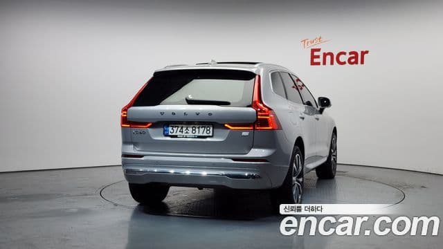 Volvo XC60 2세대 T8 Ultimate Bright, 2022 4