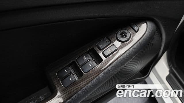 Kia K5 LPI Deluxe, 2011 19