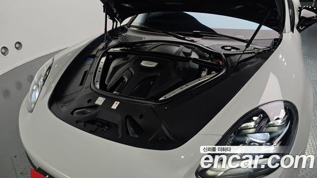 Porsche Panamera (971), 2018 6