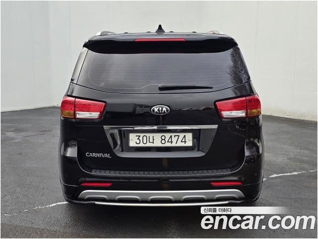Kia All New Carnival Noblesse, 2015 4