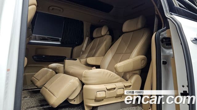 Kia The / новый New Carnival President, 2019 12