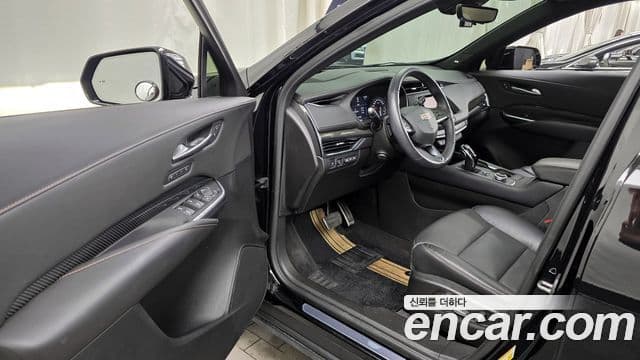 Cadillac XT4 2.0 Sport AWD, 2023 10