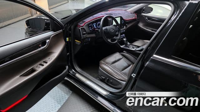 Hyundai Grandeur IG Premium, 2018 10