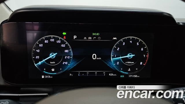 Kia Carnival 4세대 бензин 9인승 High Limousine(компания по спецнадстройкам), 2021 8