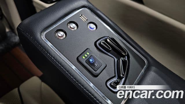 Kia Carnival 4세대 бензин 9인승 High Limousine(компания по спецнадстройкам), 2021 19