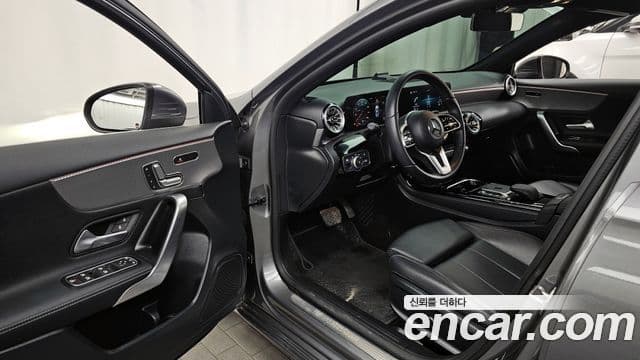 Mercedes-Benz A-класс W177 A220 хэтчбек, 2021 10