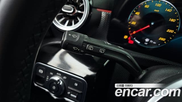 Mercedes-Benz A-класс W177 A220 хэтчбек, 2021 18