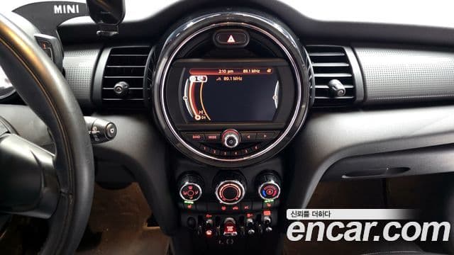 Mini Cooper 3세대, 2018 14