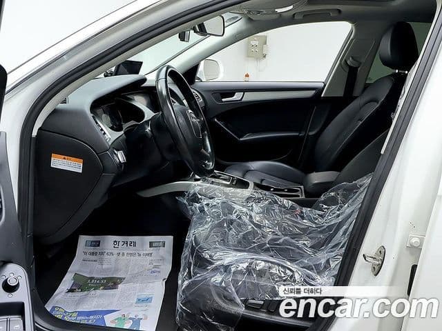 Audi New A4 B8, 2010 11