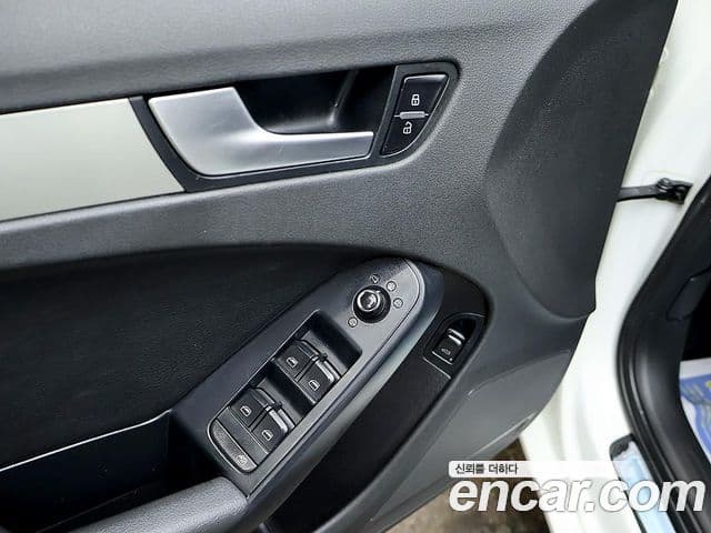 Audi New A4 B8, 2010 13