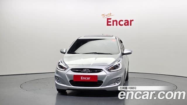 Hyundai Accent(новый кузов / новое поколение) Premium, 2015 3