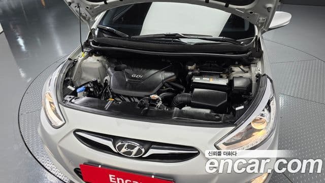 Hyundai Accent(новый кузов / новое поколение) Premium, 2015 6