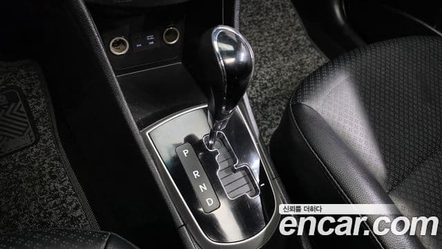 Hyundai Accent(новый кузов / новое поколение) Premium, 2015 9